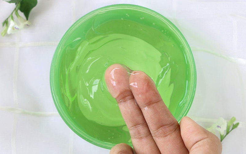 Dưỡng ẩm cho da dầu với nha đam