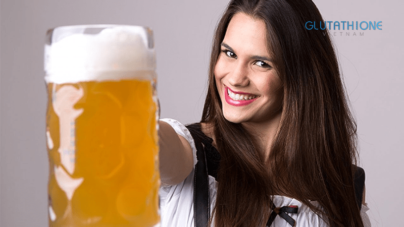Sự Thật Thì: Uống Bia Có Đẹp Da Không?