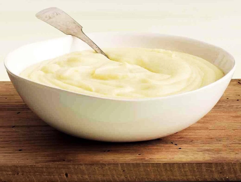 Dưỡng da trắng và cải thiện nám da với sữa tươi và khoai tây