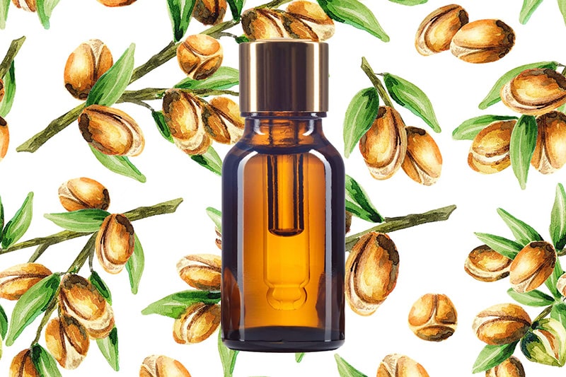 Được chiết xuất từ ​​các loại hạt của cây argan Ma-rốc, dầu này là một loại kem dưỡng ẩm nhẹ nhàng và mạnh mẽ cho mọi loại da